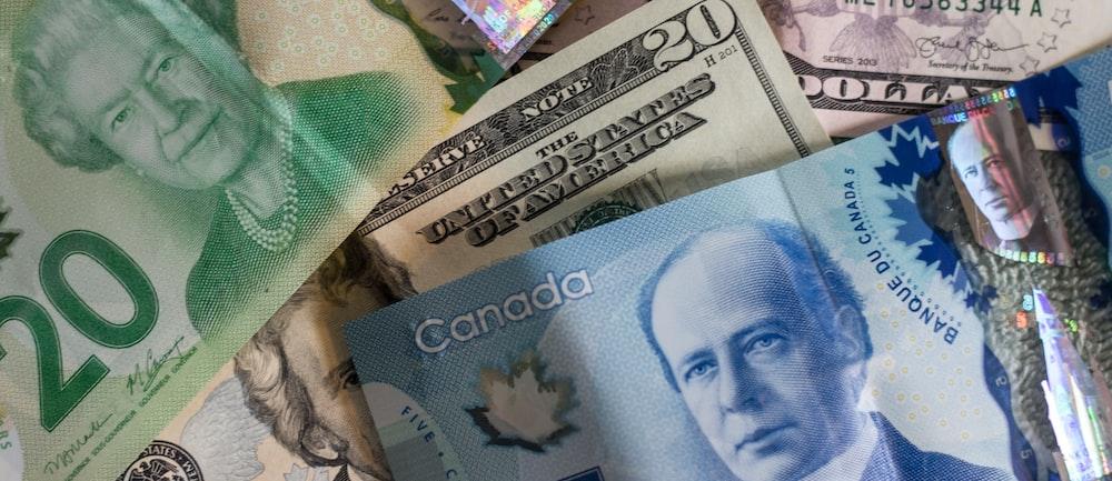 Canadian dollar and other currencies