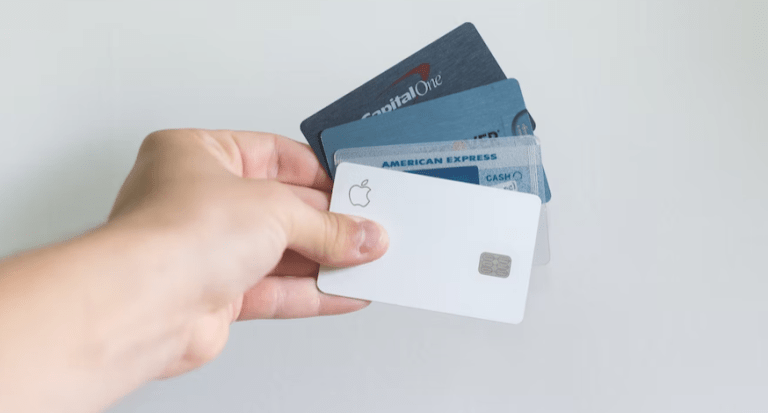 4 Hacks To Minimize Your Credit Card Debt