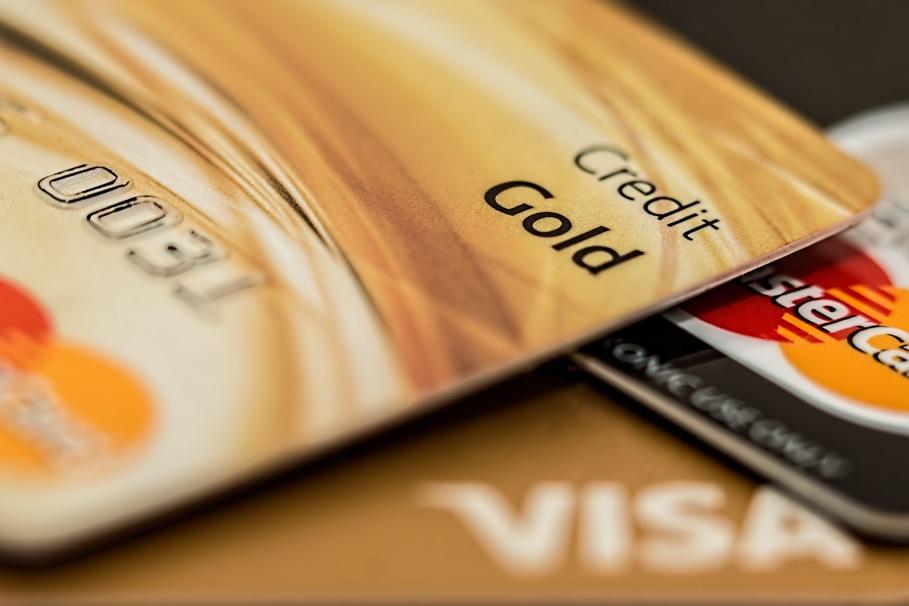 Healthy credit card habits